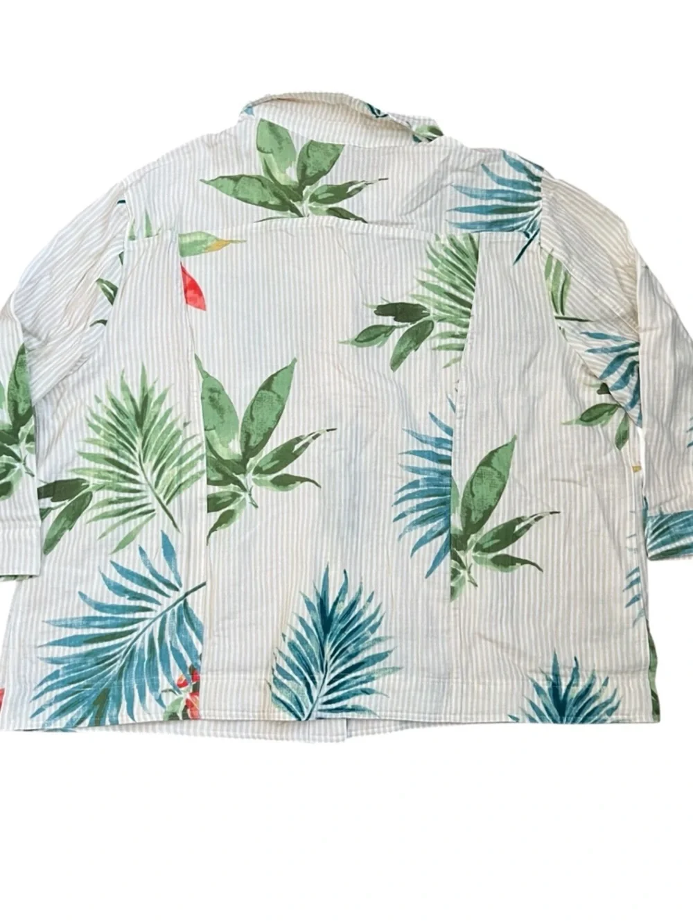 Chicos NWT Tropical Palm Leaf Striped Button Down Top Size 4